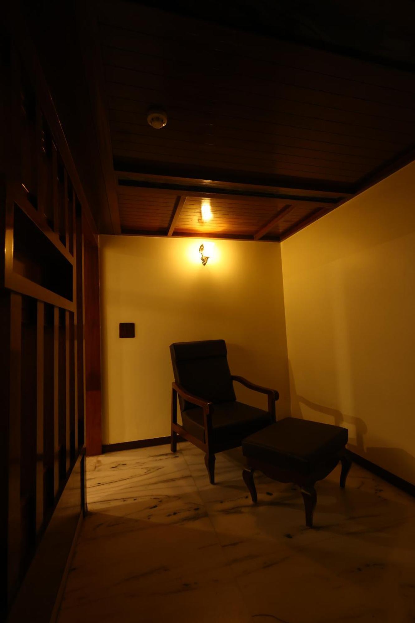 Lj Dadi'S Grand Hotel Visakhapatnam Bagian luar foto